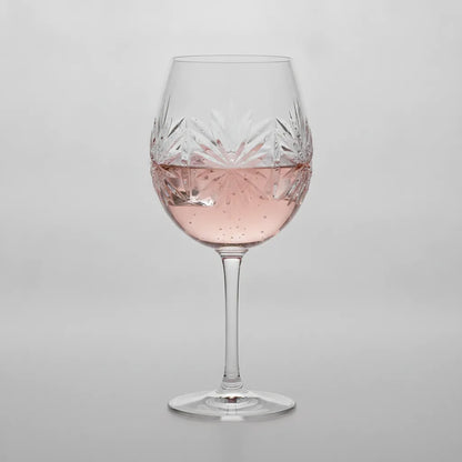 Verre à Vin Rouge Motif Relief Élégant